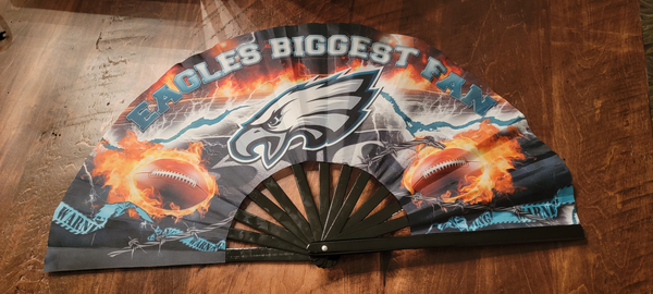 LDD Kreationz bespoke clack fan – custom folding festival fan with bamboo ribs and velvet holder